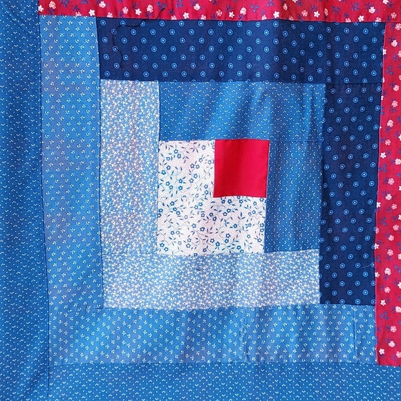 Handmade Vintage Quilt Small Beautiful Design - Picture 2 of 6